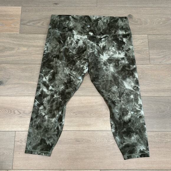 LULULEMON Diamond Dye Light Sage Align High Rise Active Workout Leggings Size 20 - Picture 3 of 11